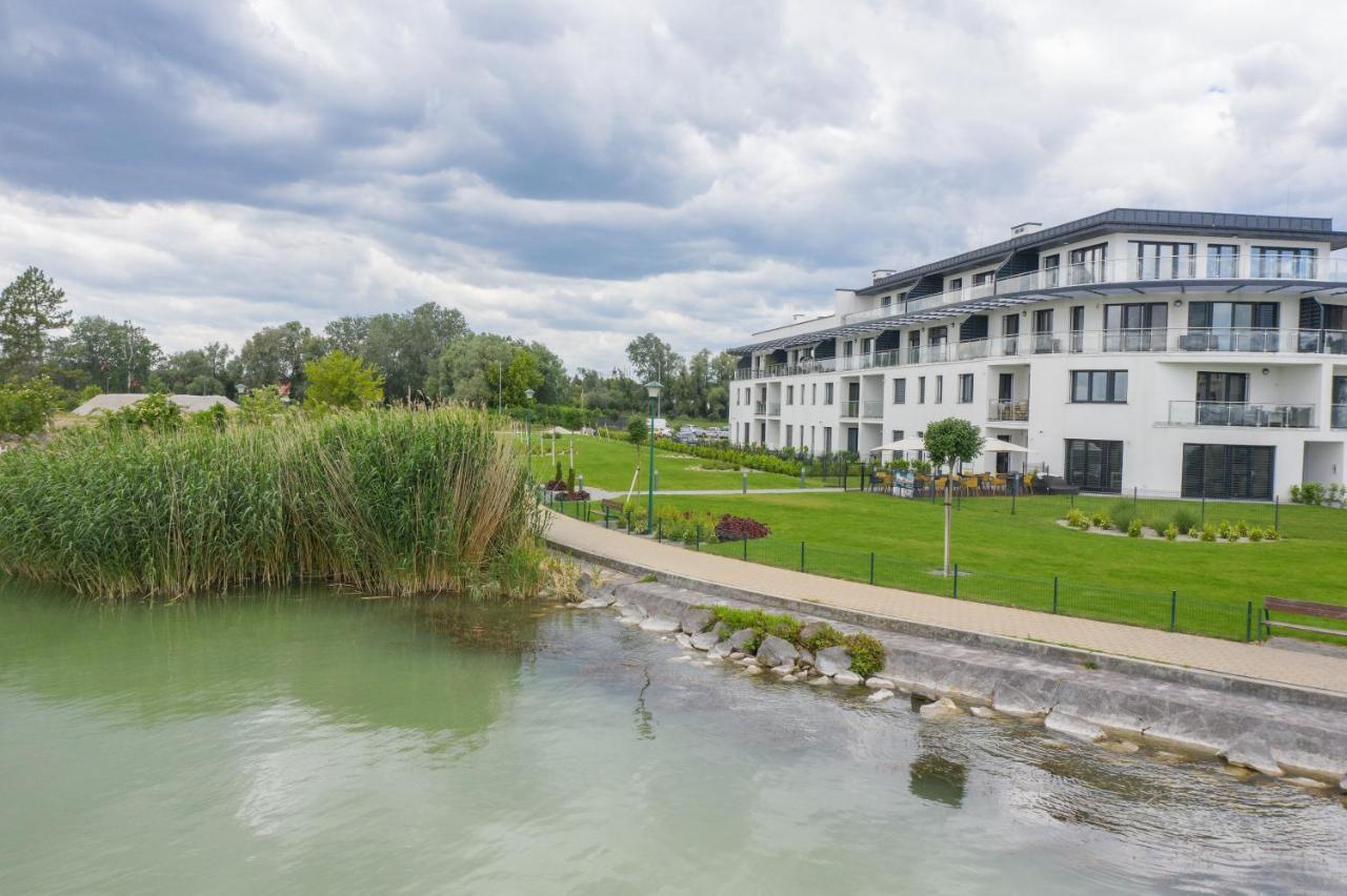 Royal Cafe Apartman Keszthely Eksteriør billede